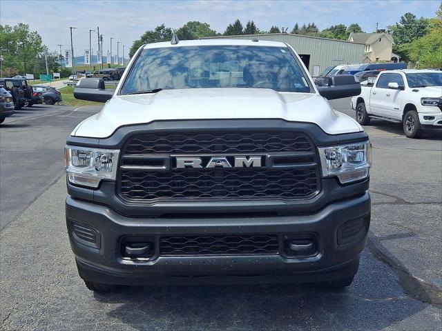 2022 RAM 2500 Tradesman Crew Cab 4x4 8 Box