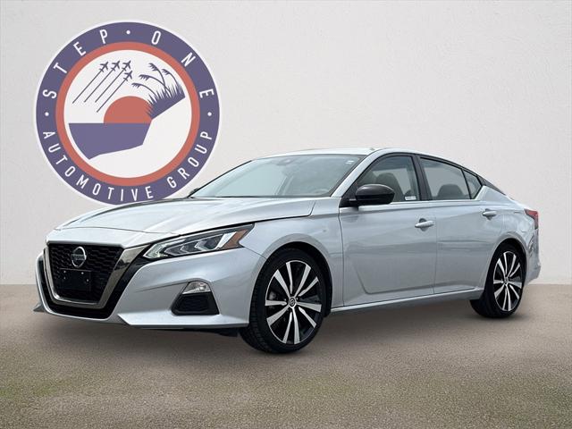 2022 Nissan Altima SR FWD