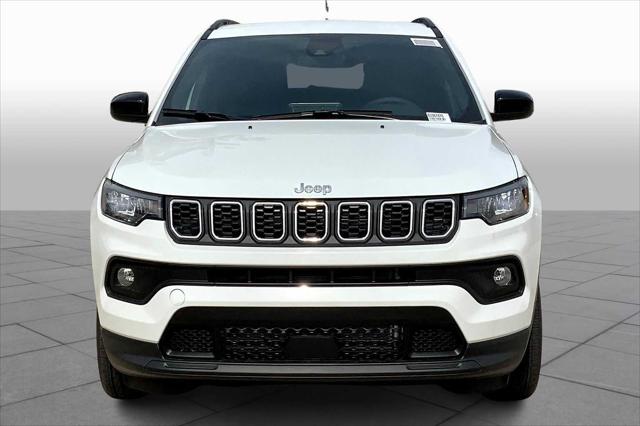 2025 Jeep Compass COMPASS LATITUDE 4X4