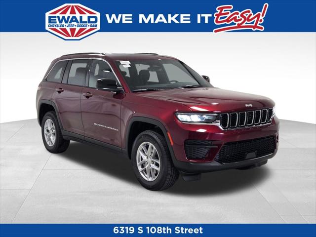 2025 Jeep Grand Cherokee GRAND CHEROKEE LAREDO X 4X4