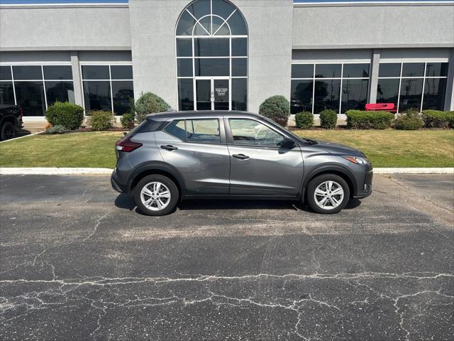 2024 Nissan Kicks S Xtronic CVT