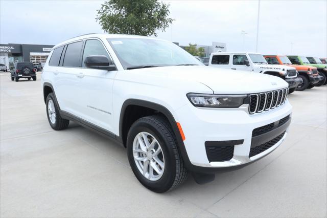 2025 Jeep Grand Cherokee GRAND CHEROKEE L LAREDO X 4X4