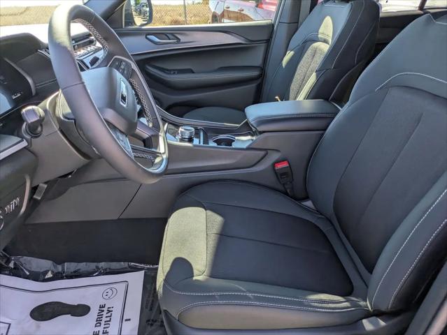 2025 Jeep Grand Cherokee Laredo X 4x2
