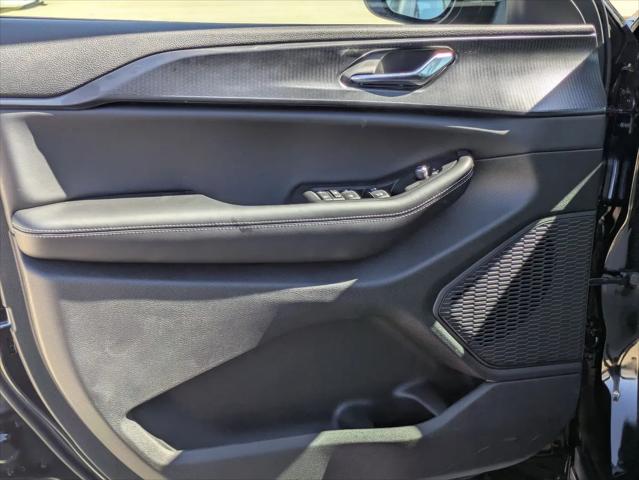 2025 Jeep Grand Cherokee Laredo X 4x2