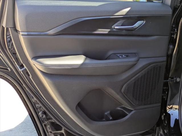 2025 Jeep Grand Cherokee Laredo X 4x2