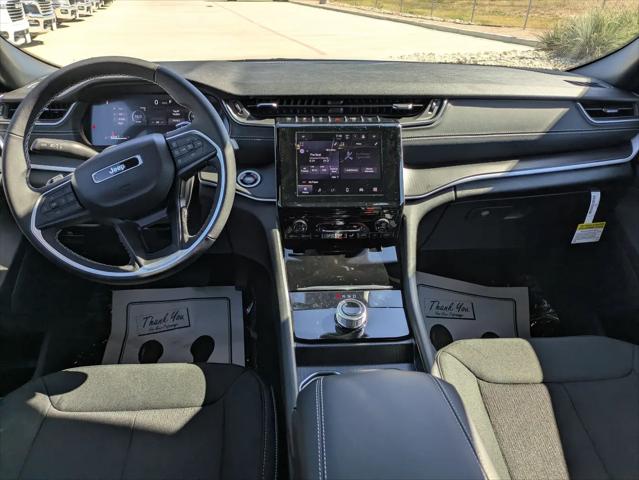 2025 Jeep Grand Cherokee Laredo X 4x2