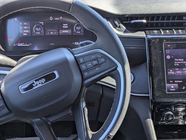 2025 Jeep Grand Cherokee Laredo X 4x2