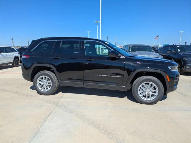 2025 Jeep Grand Cherokee Laredo X 4x2