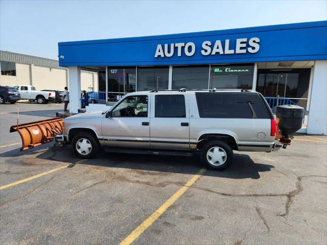 1999 Chevrolet Suburban LT