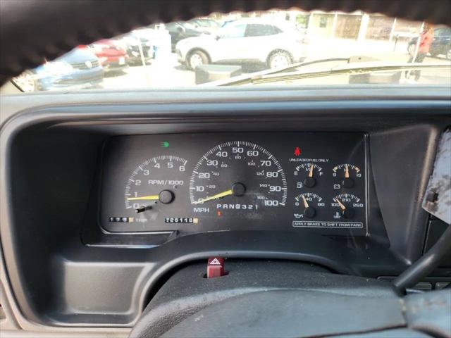 1999 Chevrolet Suburban LT
