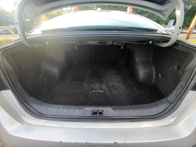 2022 Nissan Altima SV FWD