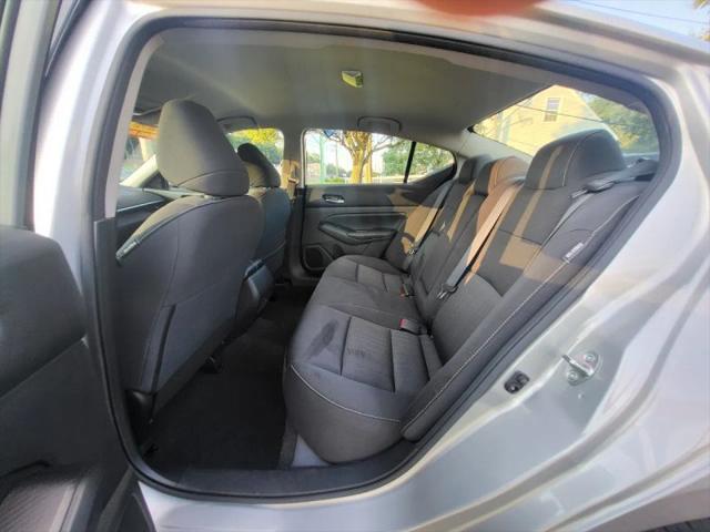 2022 Nissan Altima SV FWD
