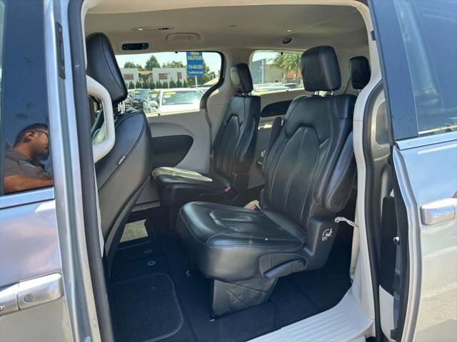 2020 Chrysler Pacifica Touring L