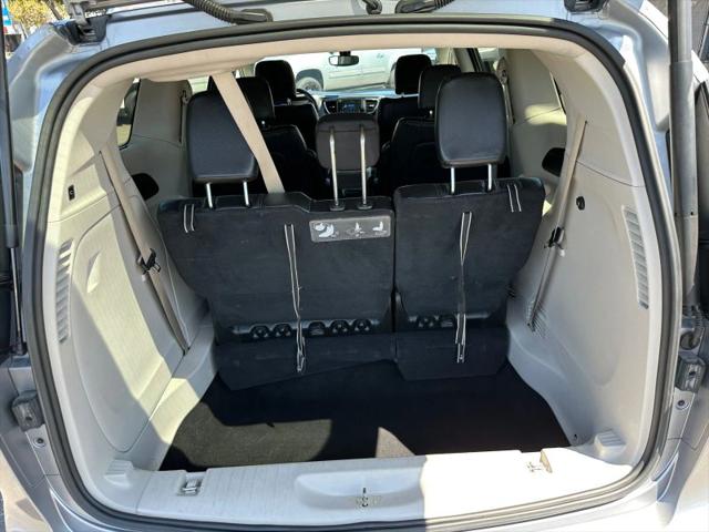 2020 Chrysler Pacifica Touring L