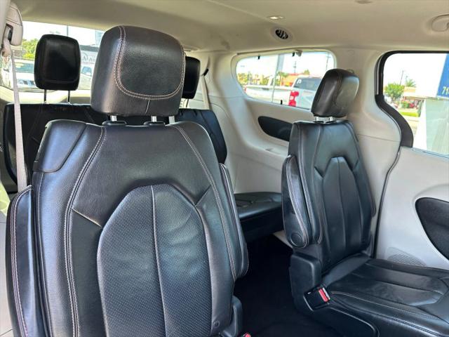 2020 Chrysler Pacifica Touring L