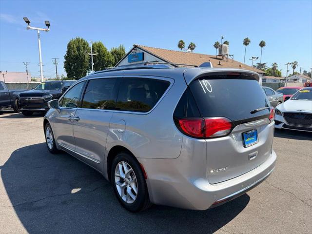 2020 Chrysler Pacifica Touring L