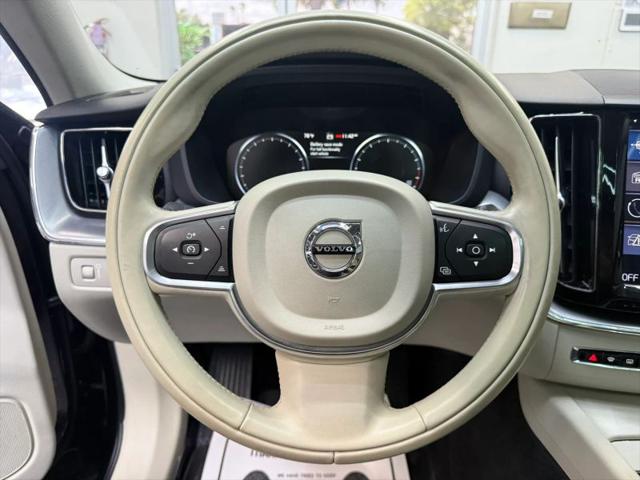 2018 Volvo XC60 T5 Momentum