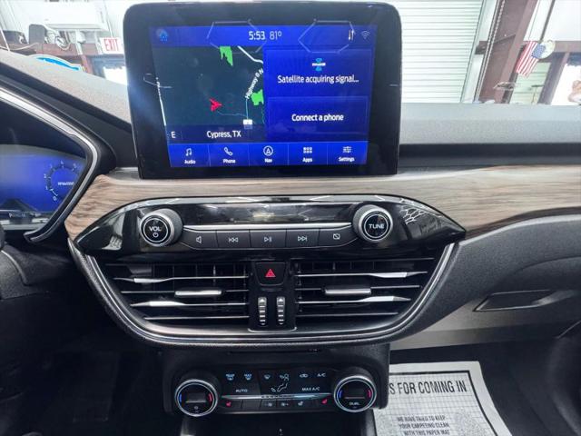 2020 Ford Escape Titanium