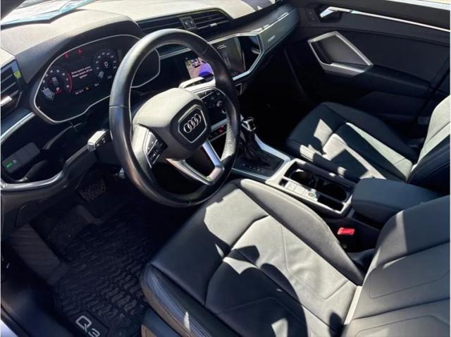 2021 Audi Q3 Premium 40 TFSI quattro Tiptronic