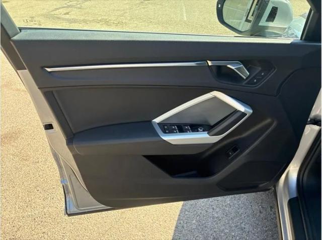 2021 Audi Q3 Premium 40 TFSI quattro Tiptronic