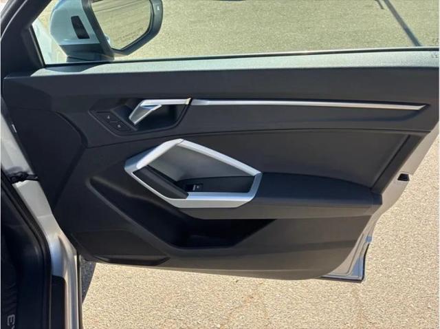 2021 Audi Q3 Premium 40 TFSI quattro Tiptronic
