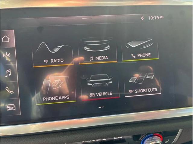 2021 Audi Q3 Premium 40 TFSI quattro Tiptronic