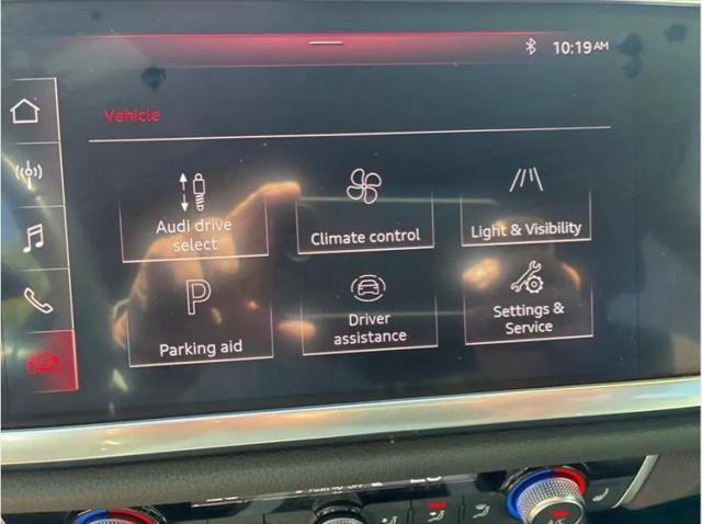 2021 Audi Q3 Premium 40 TFSI quattro Tiptronic