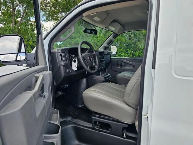2025 GMC Savana Cargo RWD 2500 Regular Wheelbase Work Van