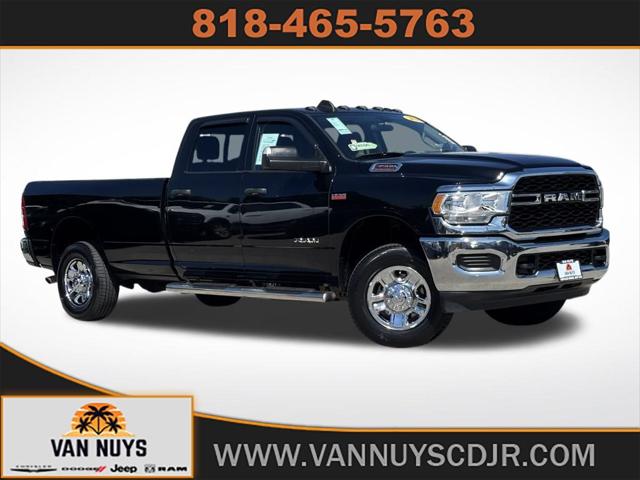 2020 RAM 3500 Tradesman Crew Cab 4x4 8 Box