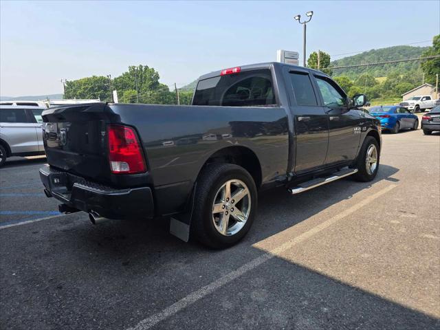 2017 RAM 1500 Express Quad Cab 4x4 64 Box