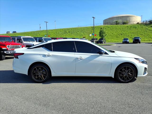 2025 Nissan Altima SR AWD