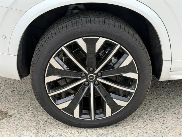 2026 Volvo XC90 Plus, B6 AWD Gas (mild hybrid), Gasoline, Bright, 7 Seats