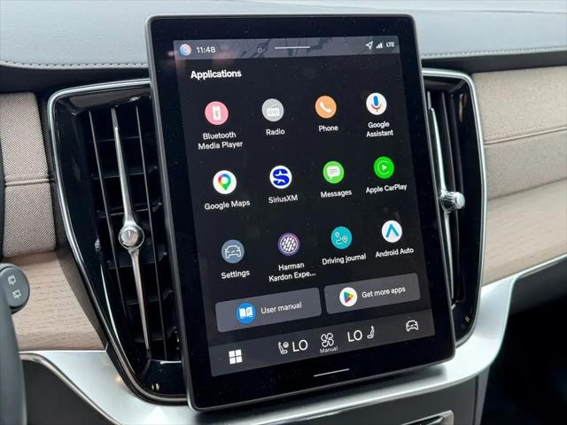 2026 Volvo XC90 Plus, B6 AWD Gas (mild hybrid), Gasoline, Bright, 7 Seats