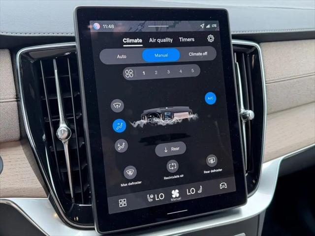 2026 Volvo XC90 Plus, B6 AWD Gas (mild hybrid), Gasoline, Bright, 7 Seats