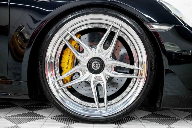 2019 Porsche 911 Turbo S