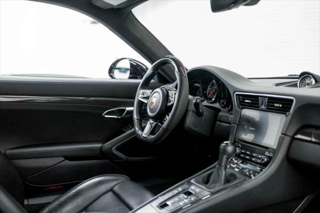 2019 Porsche 911 Turbo S