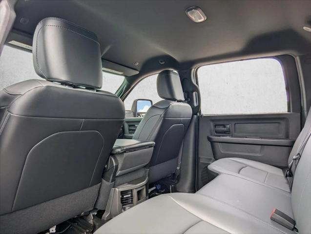 2025 Ram 1500 Tradesman Crew Cab 4x2 5'7" Box
