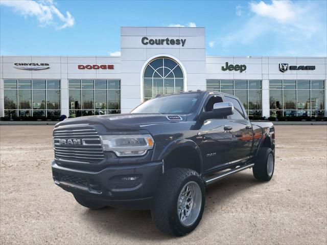 2020 RAM 2500 Laramie Crew Cab 4X4 64 Box
