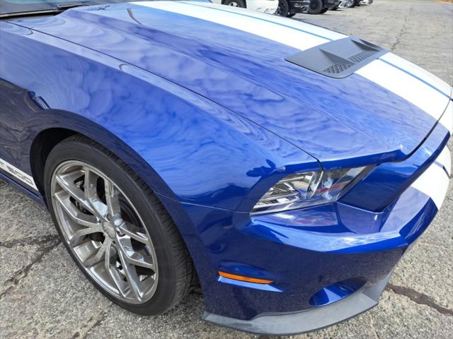 2013 Ford 500 Unknown