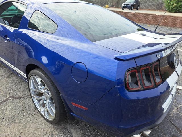 2013 Ford 500 Unknown