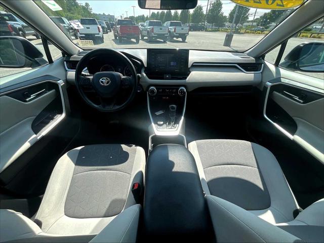 2021 Toyota RAV4 Hybrid XLE