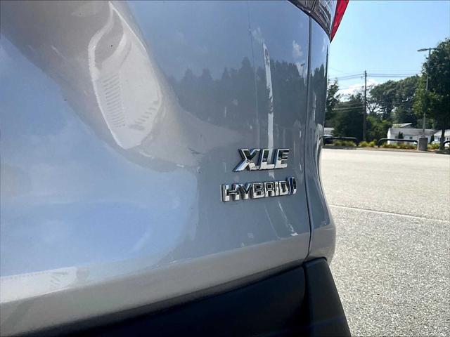 2021 Toyota RAV4 Hybrid XLE
