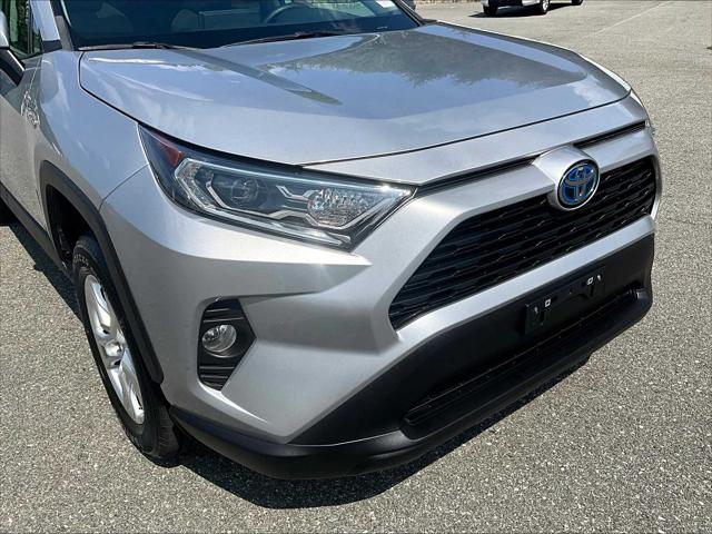 2021 Toyota RAV4 Hybrid XLE