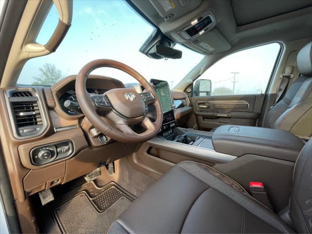 2026 RAM Ram 3500 RAM 3500 LIMITED LONGHORN CREW CAB 4X4 8 BOX