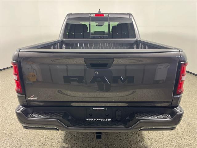 2025 RAM Ram 1500 RAM 1500 TRADESMAN CREW CAB 4X2 57 BOX