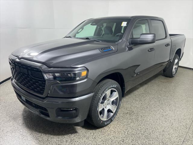 2025 RAM Ram 1500 RAM 1500 TRADESMAN CREW CAB 4X2 57 BOX 2025 RAM Ram 1500 RAM 1500 TRADESMAN CREW CAB 4X2 57 BOX