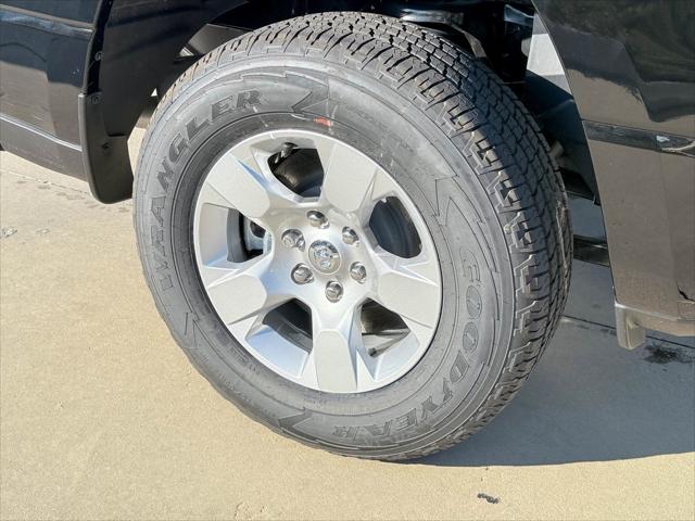 2025 RAM Ram 1500 RAM 1500 TRADESMAN CREW CAB 4X2 57 BOX