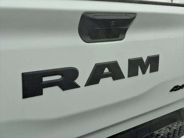 2026 Ram 1500 Big Horn Crew Cab 4x4 5'7" Box