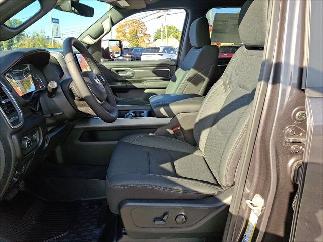 2026 Ram 1500 Big Horn Crew Cab 4x4 5'7" Box