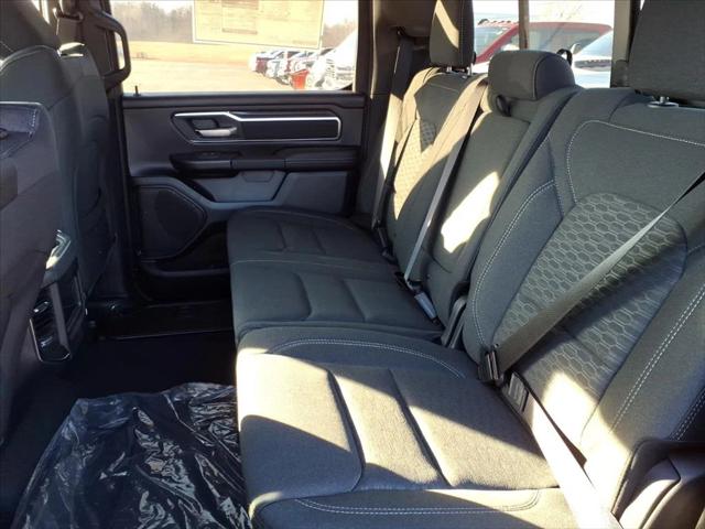 2026 Ram 1500 Big Horn Crew Cab 4x4 5'7" Box
